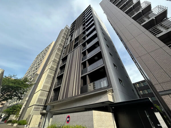 ネベル恵比寿の外観写真 - 渋谷区広尾1丁目13番13号