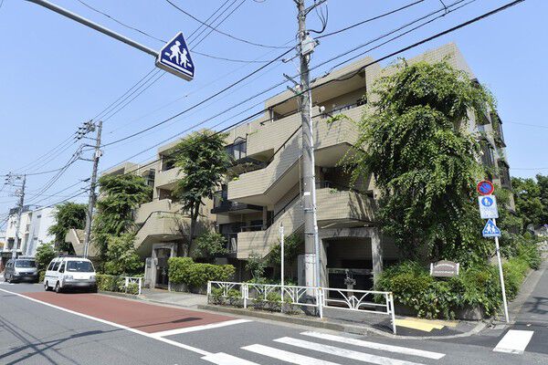 グランドメゾン代々木上原の外観写真 - 渋谷区富ヶ谷2丁目29番5号