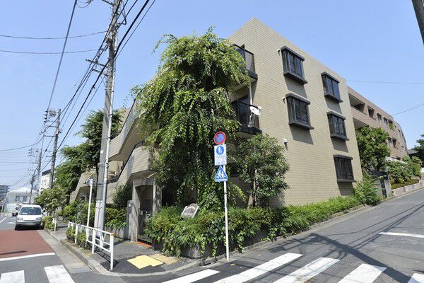 グランドメゾン代々木上原の写真 3枚目