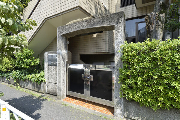 グランドメゾン代々木上原の写真 9枚目