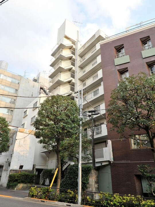 本郷ニューハウジングの外観写真 - 文京区本郷6丁目26番10号