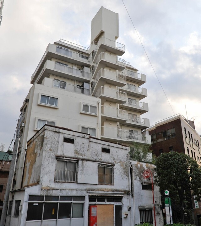 本郷ニューハウジングのエントランス・共用部