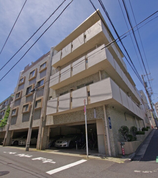 ハイネス南麻布の写真 4枚目