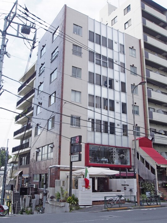 麻布台マンションの外観写真 - 港区麻布台3丁目4番14号