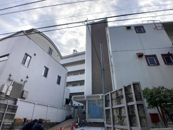 参宮橋コーポラスの外観写真 - 渋谷区代々木3丁目33番14号