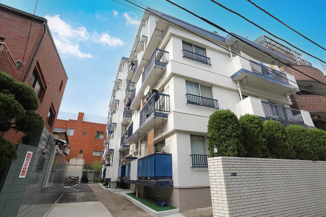 麻布ローヤルコーポのエントランス・共用部