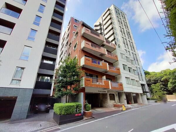 サンハイム永田町のエントランス・共用部