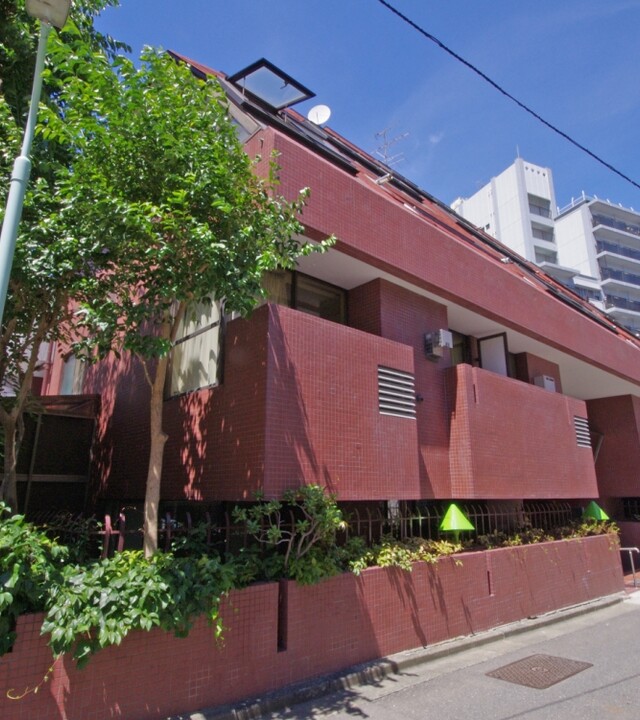 ライオンズマンション六本木のエントランス・共用部