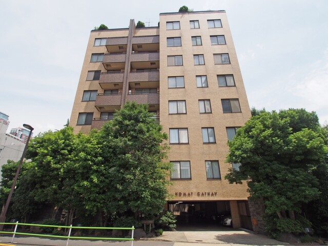 ホーマットキャセイの外観写真 - 港区元麻布3丁目4番34号