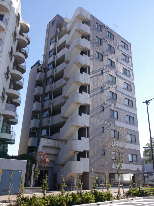 ノバガーデン代々木の外観写真 - 渋谷区代々木5丁目7番8号