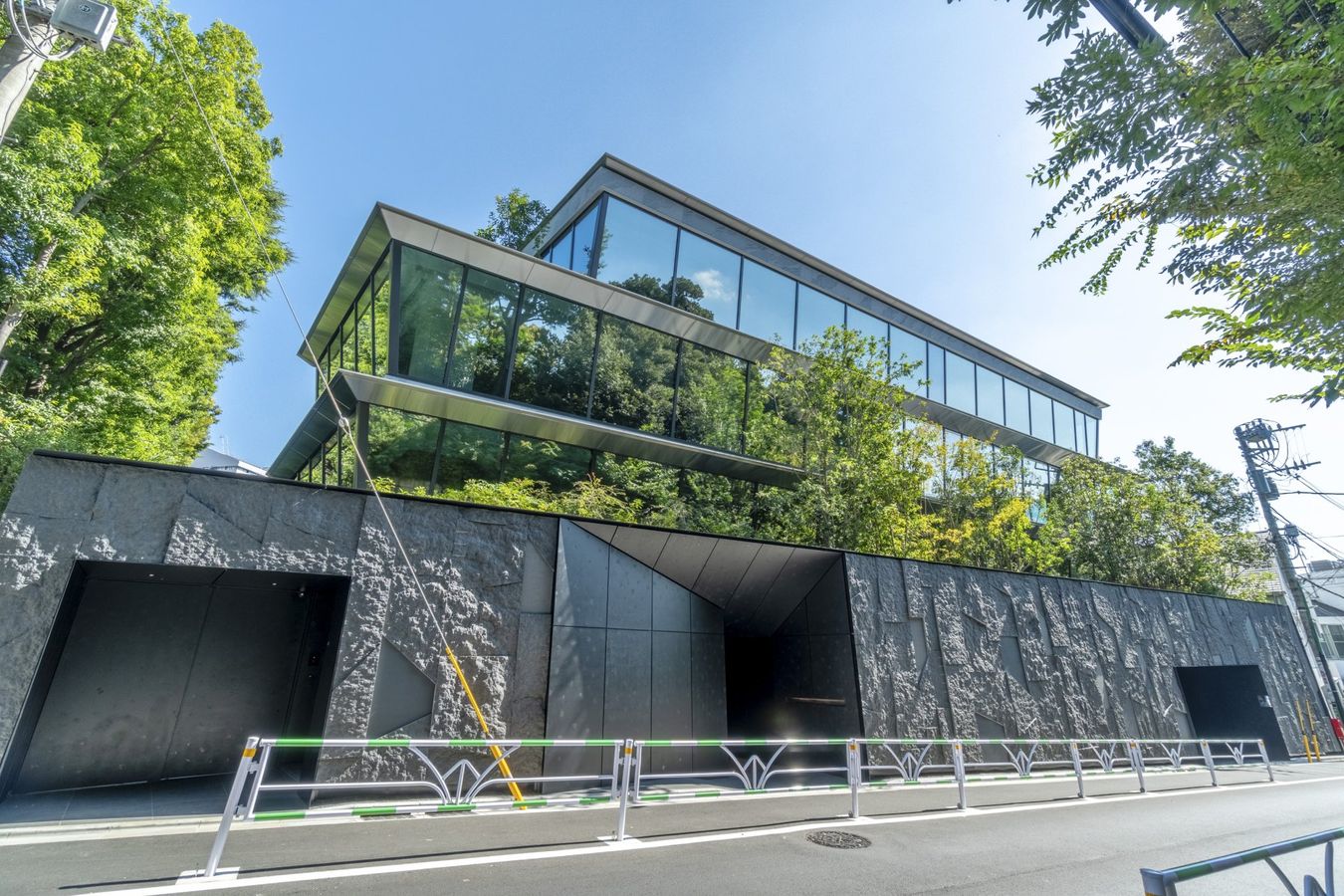 プレミスト南平台 外観(2025年撮影)