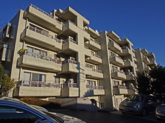 岡本タウンハウスのエントランス・共用部