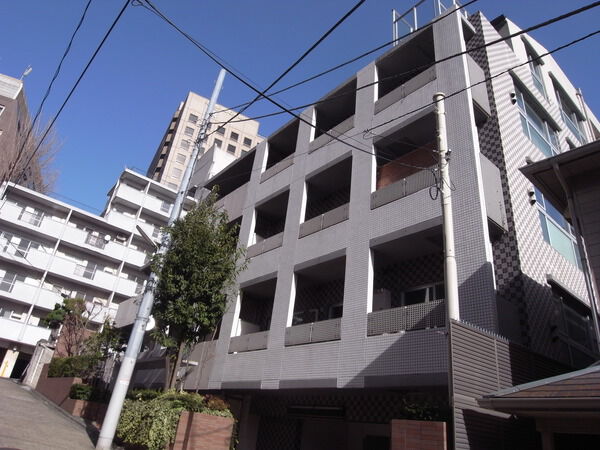 ピアース虎ノ門の外観写真 - 港区虎ノ門5丁目3番12号