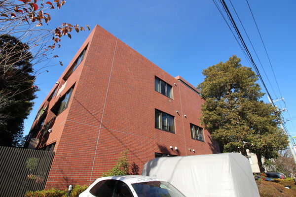 セトル田園調布の外観写真 - 世田谷区玉川田園調布2丁目7番18号