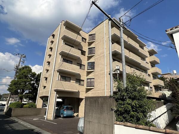 ステラスイート玉川田園調布の外観写真 - 世田谷区玉川田園調布1丁目15番11号