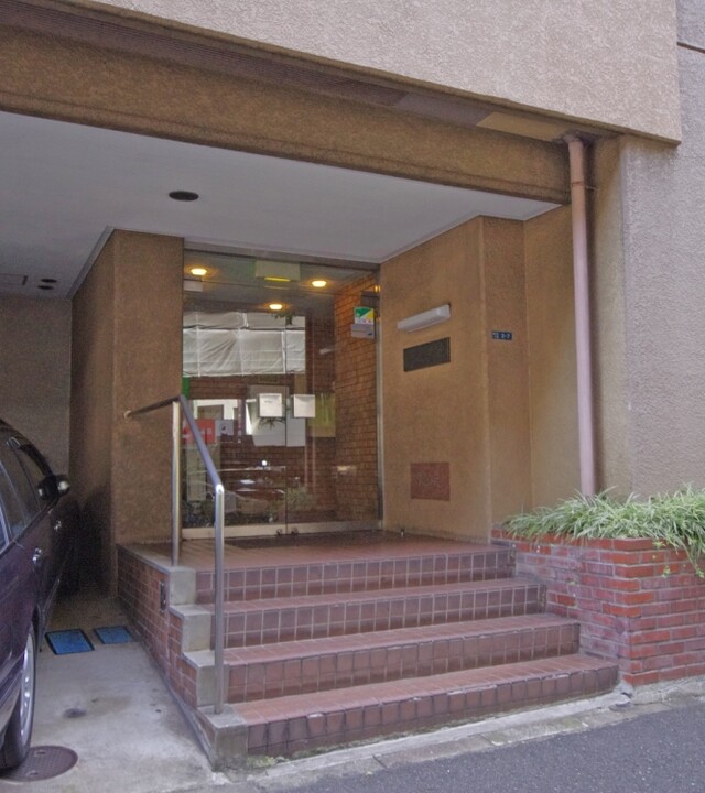 ラフィネ麻布十番の写真 4枚目