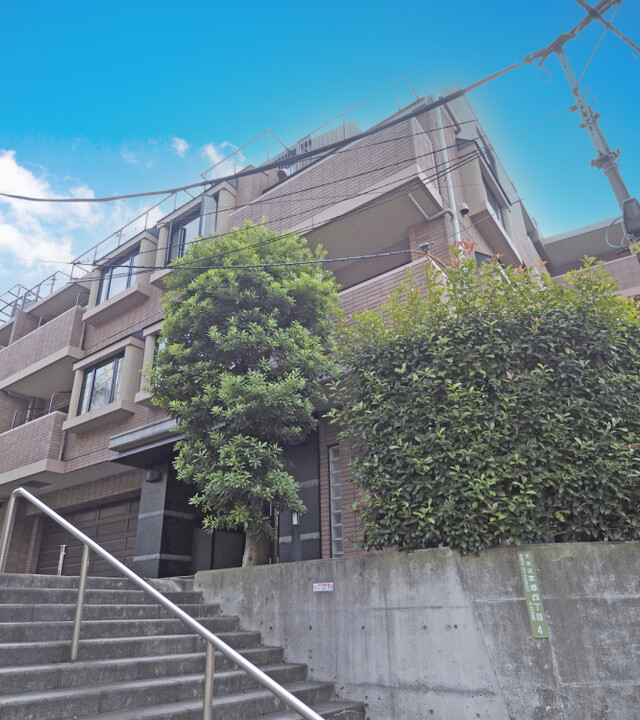 ヘリテージ本郷のエントランス・共用部