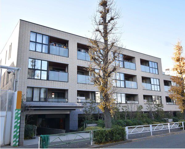 リストレジデンス等々力の外観写真 - 世田谷区等々力8丁目26番23号