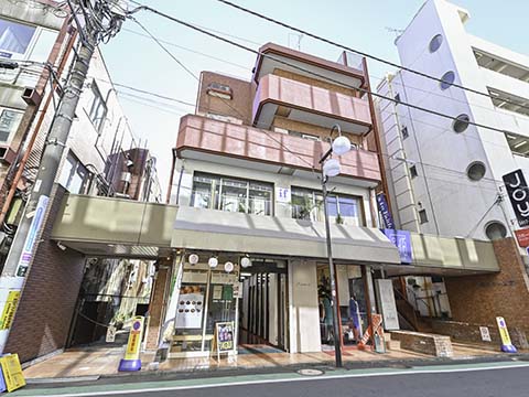 成城ホームズの外観写真 - 世田谷区成城2丁目35番11号