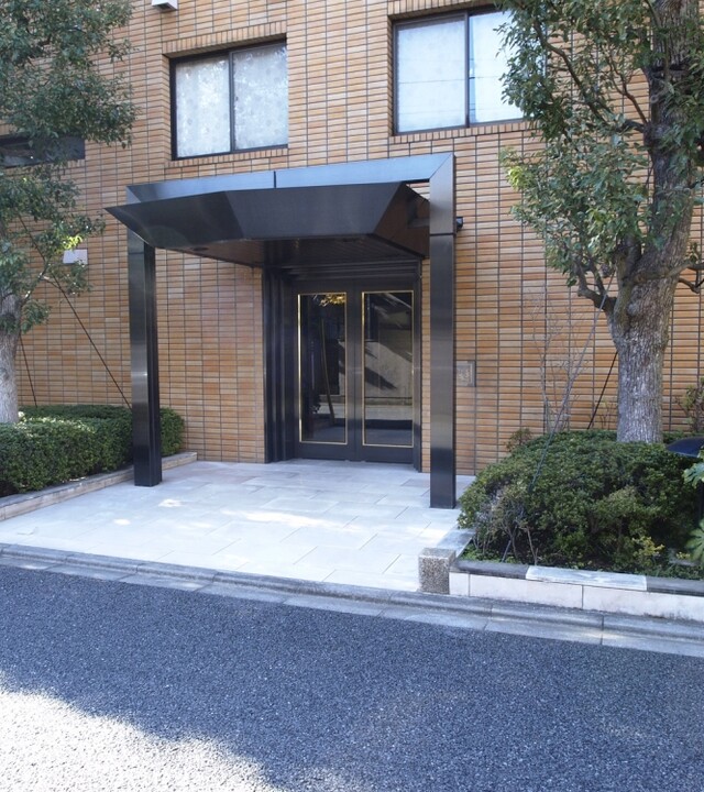 東高ペアシティルーセント成城の写真 10枚目