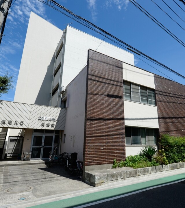 西片住宅のエントランス・共用部