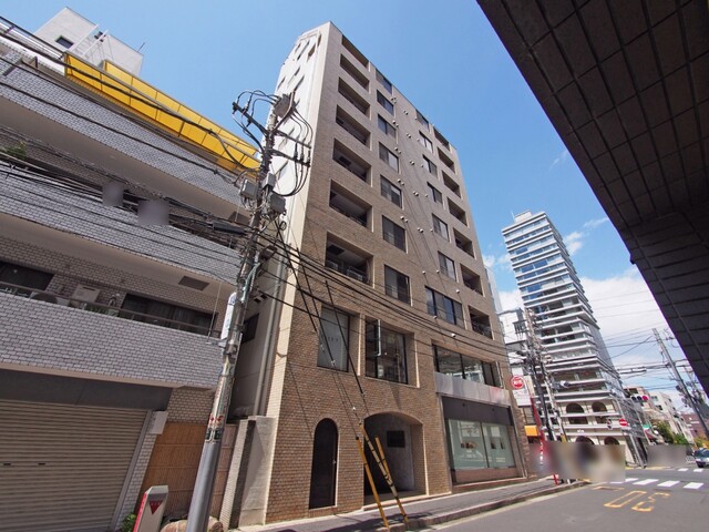 ライオンズマンション南青山シドニービルの外観写真 - 港区南青山5丁目17番2号