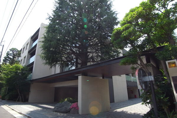 代々木パークハウスプライムヒルズの外観写真 - 東京都心の高級マンション