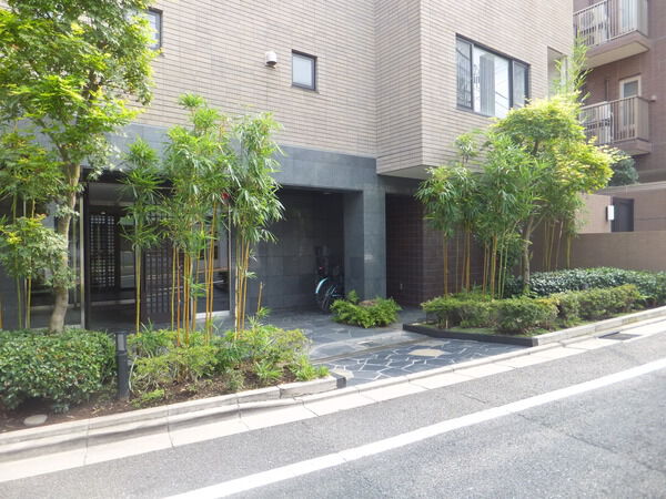 アデニウム文京本駒込の外観写真 - 東京都心の高級マンション