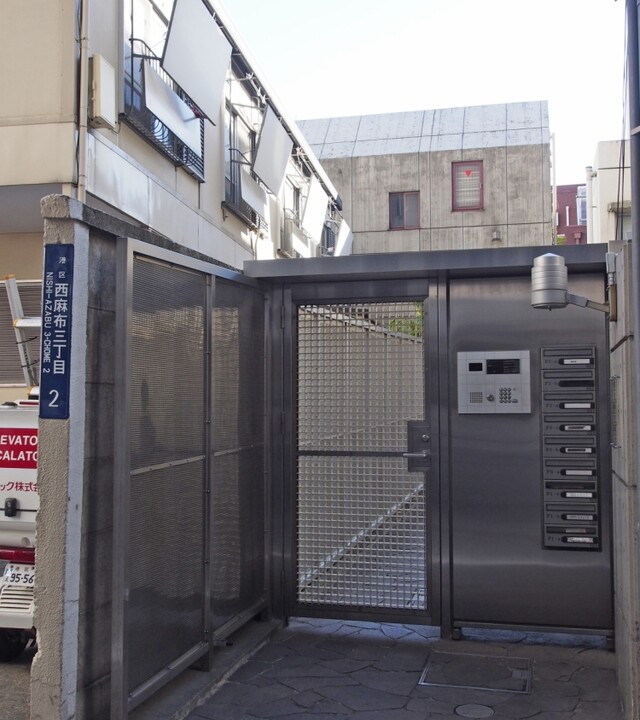 ナインキューブ六本木のエントランス・共用部