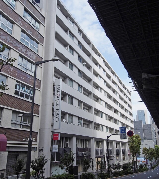 六本木ハイツのエントランス・共用部