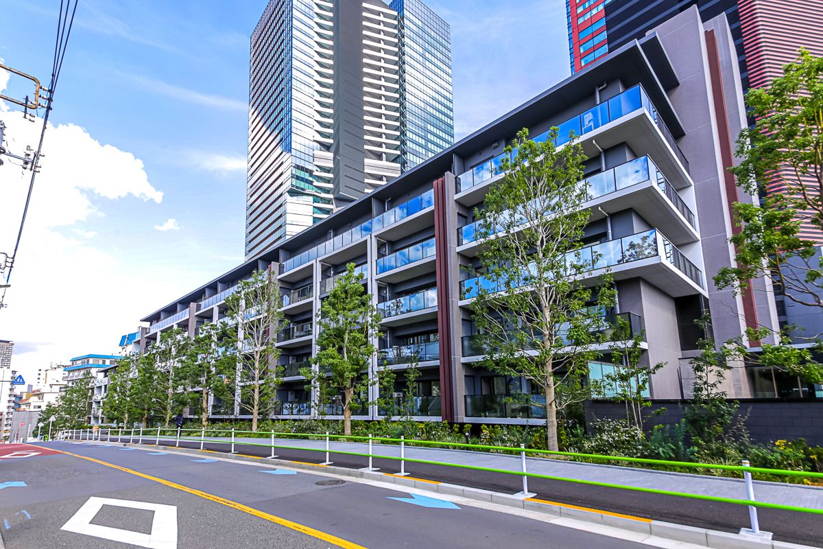 三田聖坂ガーデンレジデンス 外観（2025年撮影）
