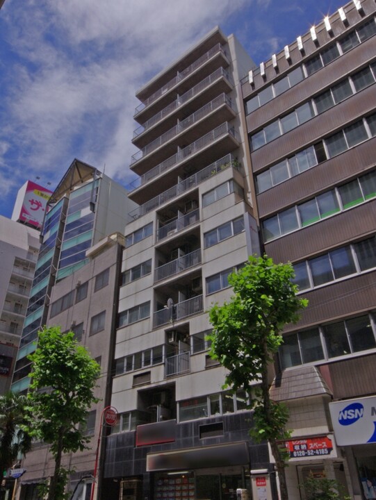 クレール六本木のエントランス・共用部