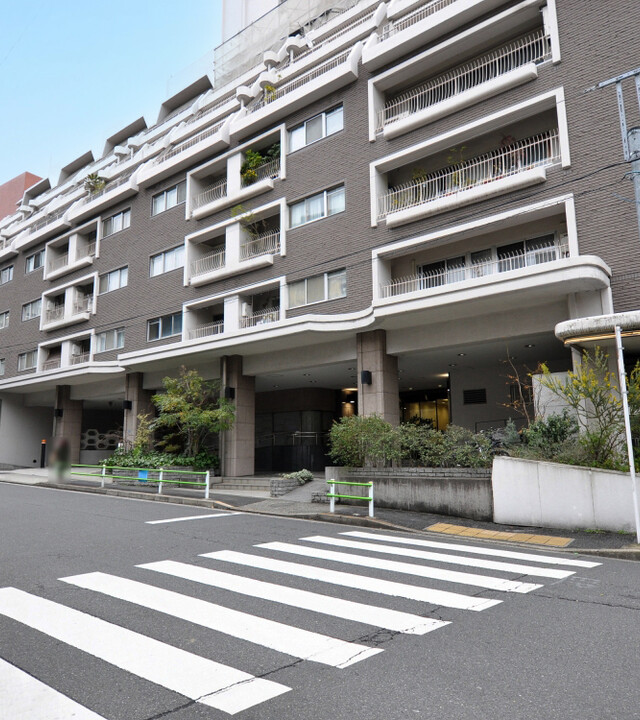 シャトー東洋南青山の写真 4枚目