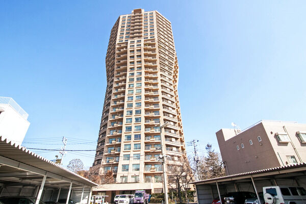 元麻布ヒルズの外観写真 - 港区元麻布1丁目3番1号