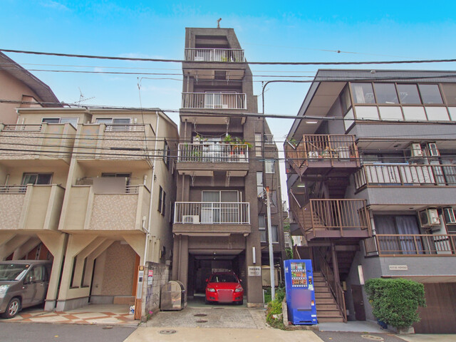 サンセイハイム代々木の外観写真 - 渋谷区代々木3丁目55番7号