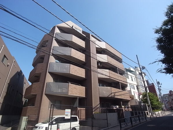 クオス本郷本妙寺坂 外観(2025年撮影)