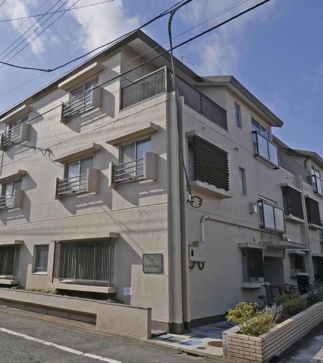 朝日奥沢ホームのエントランス・共用部