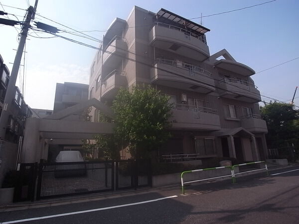 大和郷ホームズの外観写真 - 文京区本駒込6丁目6番23号