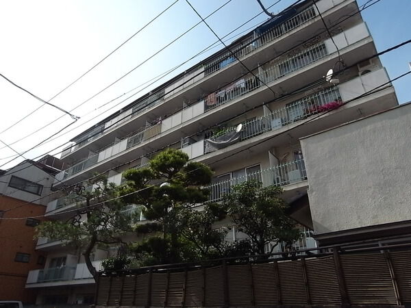 白金コンドの外観写真 - 東京都心の高級マンション