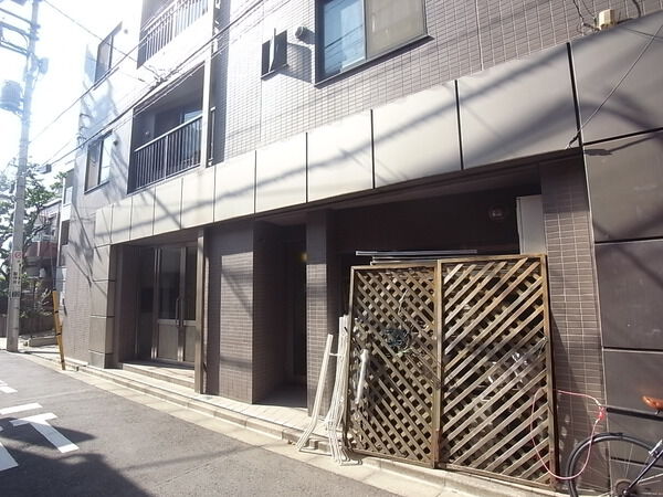 ルミネ本郷赤門前の写真 5枚目