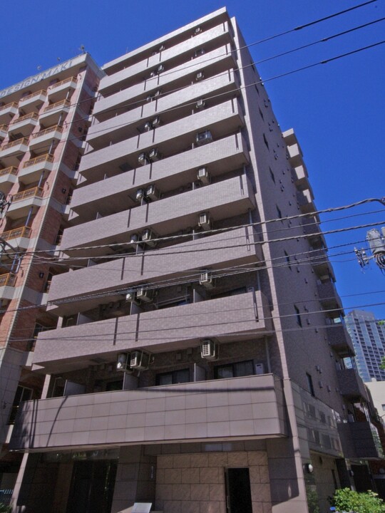 クレアシオン六本木の外観写真 - 港区六本木3丁目3番16号