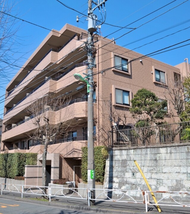 ファミール深沢の写真 3枚目