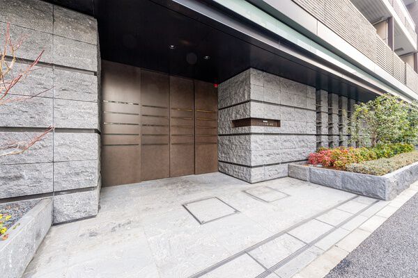 プラウド日本橋三越前の外観写真 - 中央区日本橋堀留町1丁目3番21号