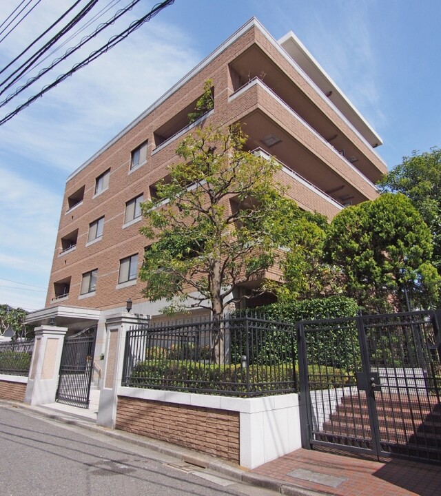 ファミールコート白金ヒルズのエントランス・共用部