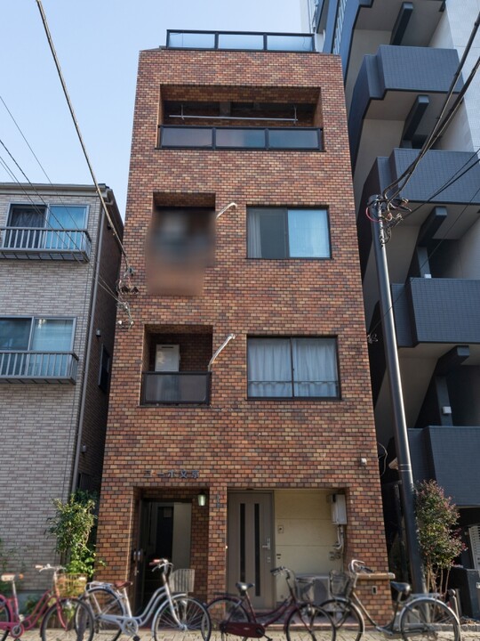 コーポ文京の外観写真 - 文京区本駒込3丁目29番8号