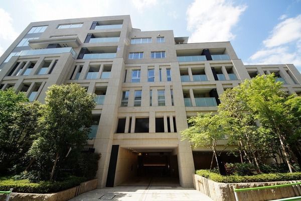 ザ・パークハウスグラン南青山の写真 4枚目