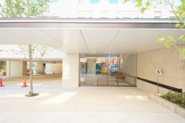 ザ・パークハウスグラン南青山の写真 6枚目