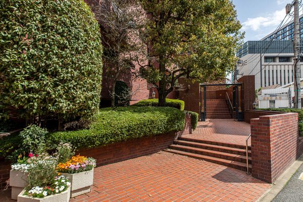 パレロワイヤル永田町の外観写真 - 千代田区永田町2丁目9番8号