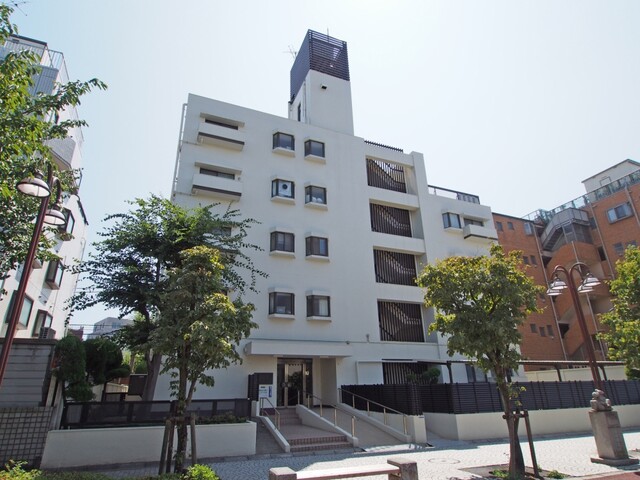 ライオンズマンション二子玉川の外観写真 - 世田谷区玉川3丁目21番17号