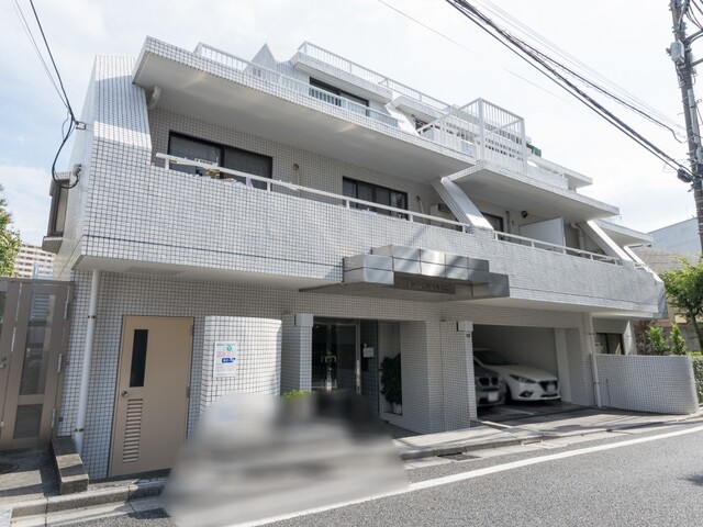 白山ヒルズのエントランス・共用部